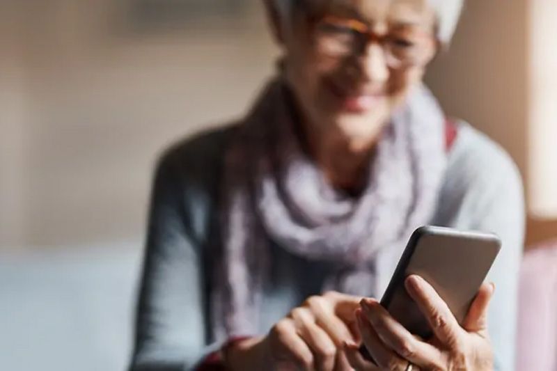 A new smartphone application improves memory recall in older adults [Drug Discovery News]